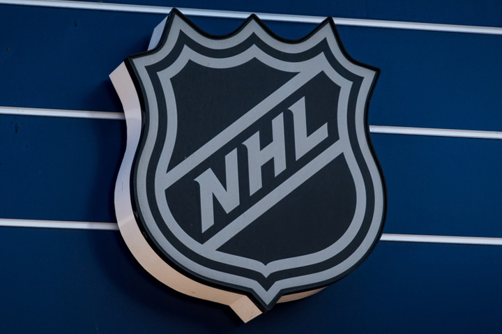 How RushOrderTees Contributed to the NHL ‘WAG Jackets’ Trends