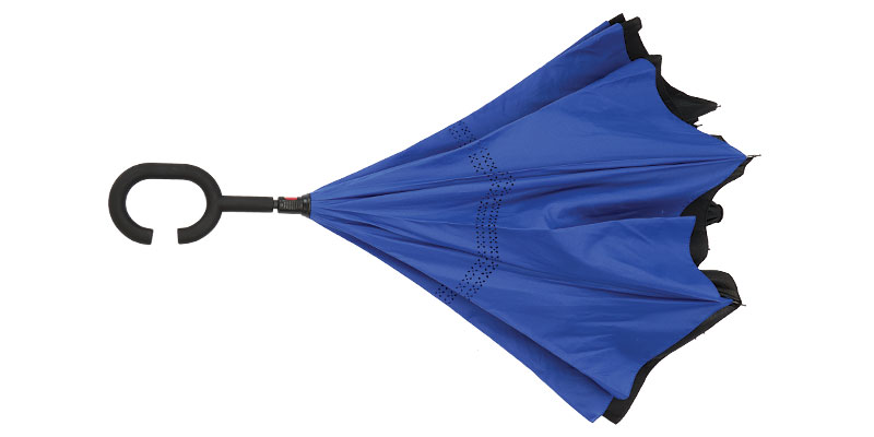 Keep Dry With These Practical Umbrellas