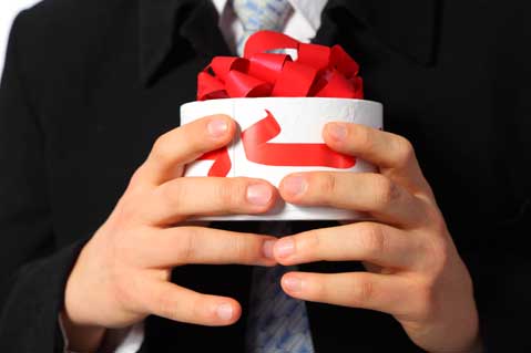 Exclusive Survey: Corporate Gift-Giving Increases