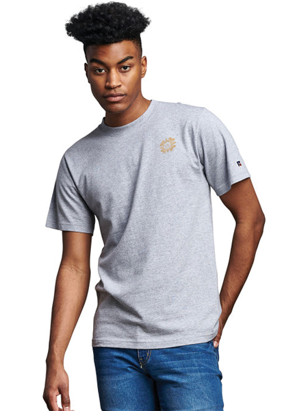 man modeling gray t-shirt