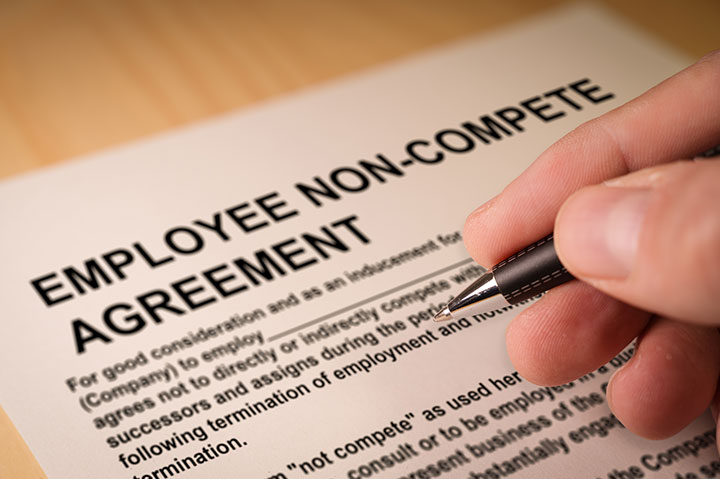 FTC Final Ruling on Proposed Ban of Noncompete Agreements Looms