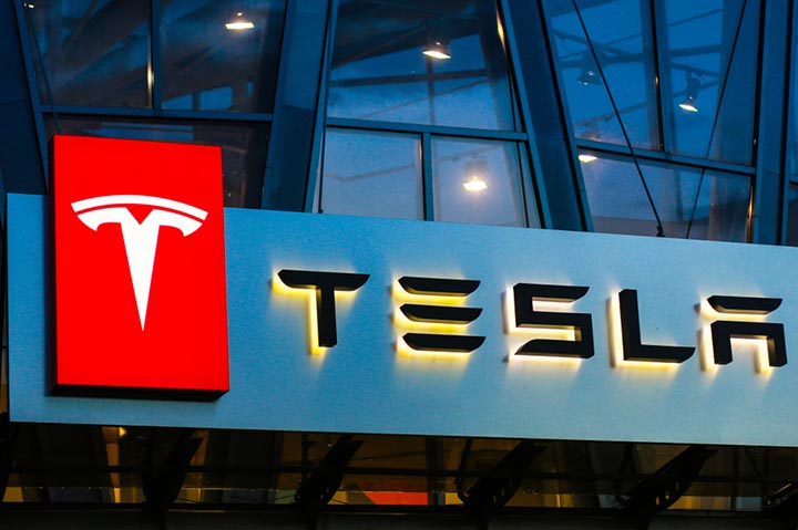 Federal Court Rules in Favor of Tesla in Logoed T-Shirt Case