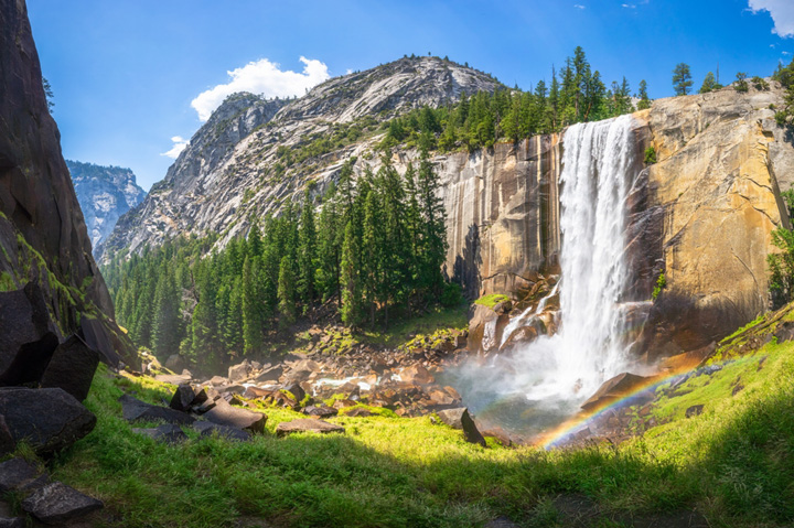 Newly Proposed Bipartisan Legislation Would Require Made-in-USA Merch at National Park Service Sites